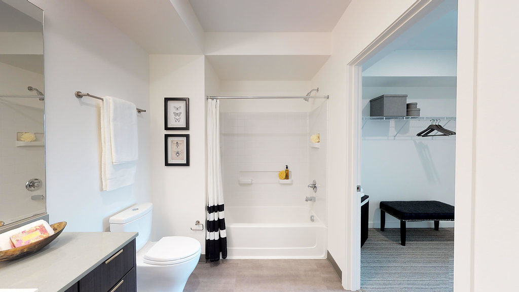 Dravus St Apartments